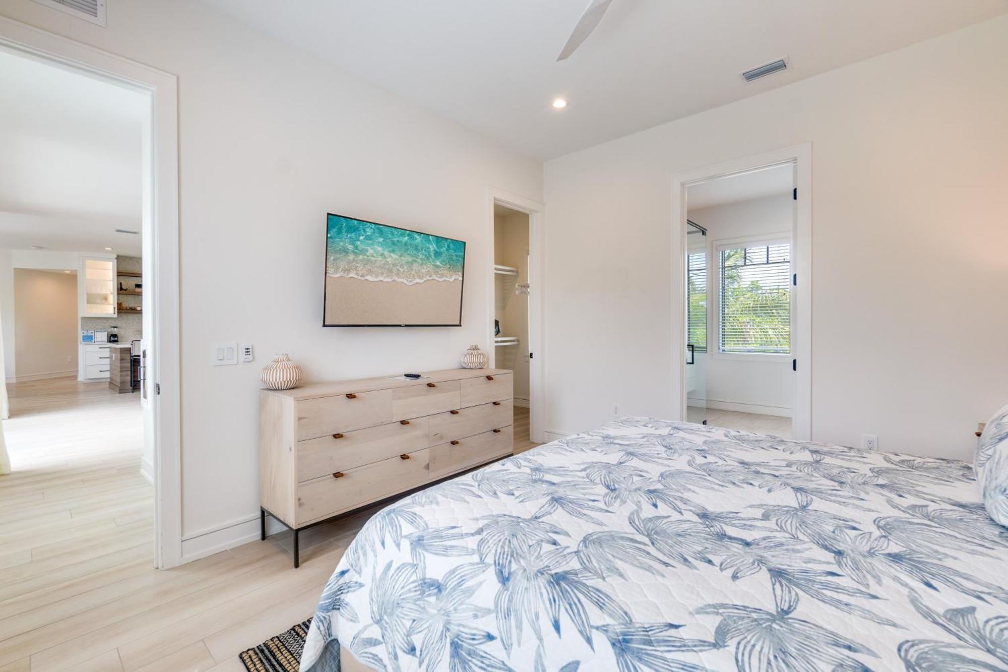 Swanky Bubbles, 9 Beds, 11 Bathrooms, Pet-Friendly With A Rooftop Deck And Steps Away To The Beach! Holmes Beach Exterior photo