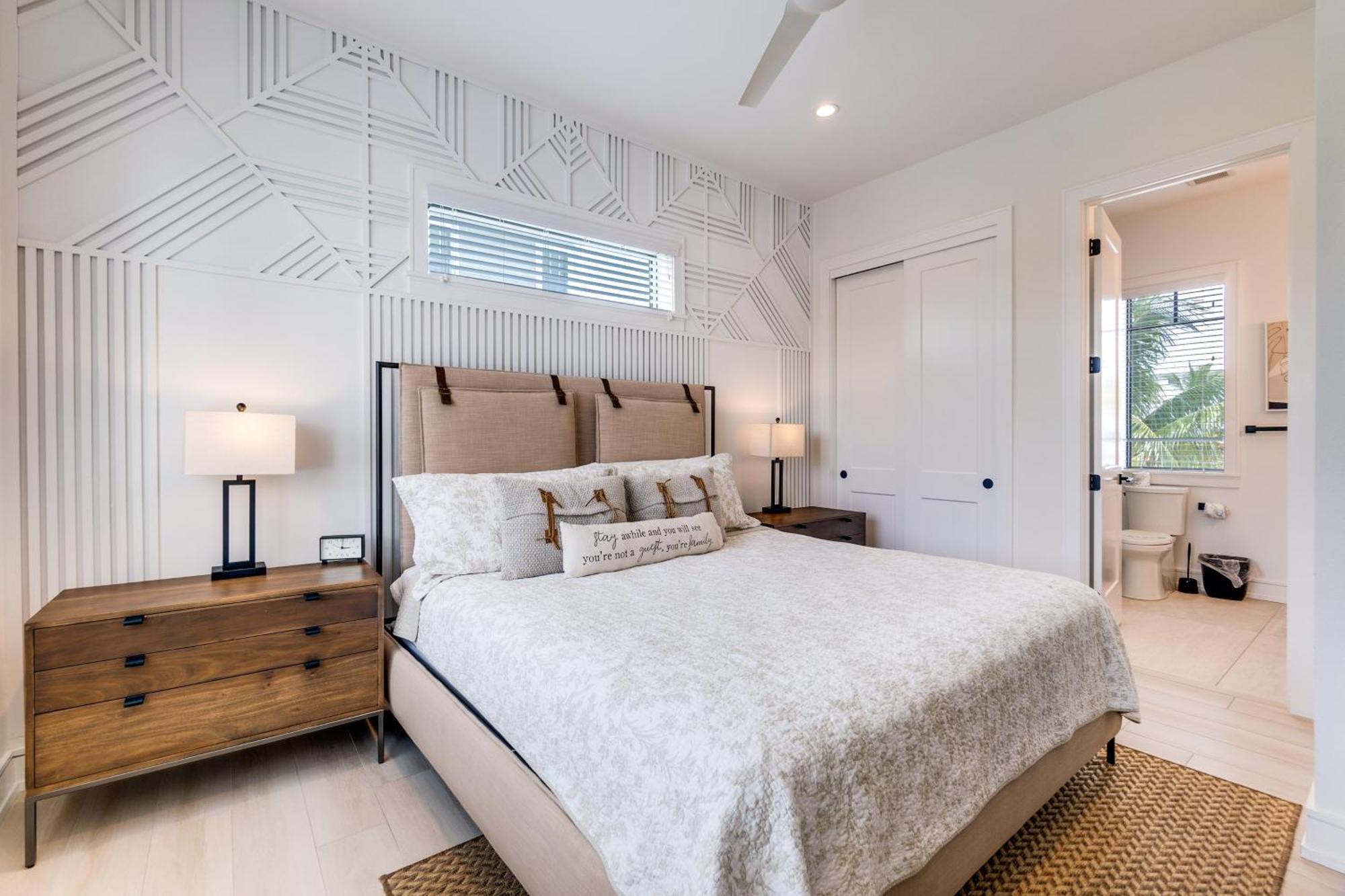 Swanky Bubbles, 9 Beds, 11 Bathrooms, Pet-Friendly With A Rooftop Deck And Steps Away To The Beach! Holmes Beach Exterior photo