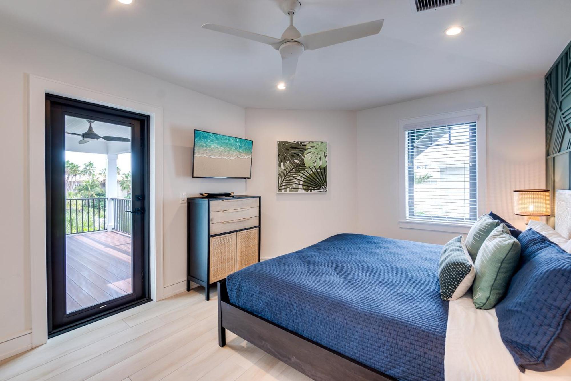 Swanky Bubbles, 9 Beds, 11 Bathrooms, Pet-Friendly With A Rooftop Deck And Steps Away To The Beach! Holmes Beach Exterior photo